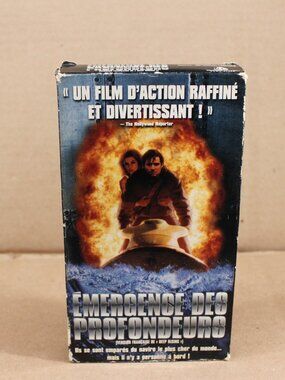 Émergence Des Profondeurs/ Deep Rising  (VHS)(French) Tested